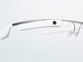 Google Glass 開始出貨，規格細節也浮出檯面