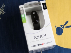 性能全面的 TomTom Touch Cardio 心率健身手環開箱評測