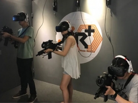 VR+ 虛擬實境體驗館台北登場，軟硬體整合營造互動遊玩樂趣