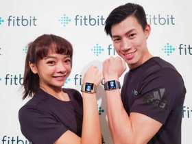 Fitbit Ionic GPS 運動智慧手錶上市，5 天續航、50 公尺防水