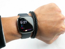 可測量膚電活動！Fitbit Sense 智慧手錶開箱、試用心得