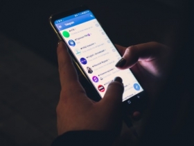 臉書全球大當機　7 千萬人註冊 Telegram 當替代品