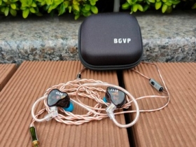 BGVP ArtMagic DH5五單體(一圈四鐵)可換線入耳式耳機：三頻均衡、曲風適配廣