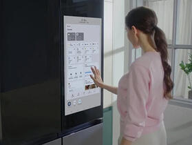 三星推出將觸控螢幕加大至 32 吋的 Family Hub Plus 智慧冰箱