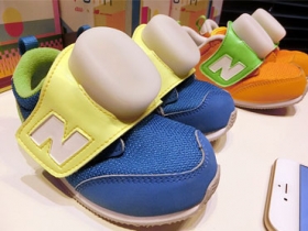 ​快過小米，KDDI 推出 FUMM 智慧兒童鞋