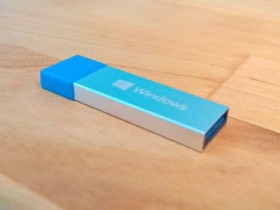 水藍配色，Windows 10 USB 安裝碟曝光