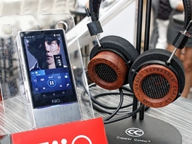 搭載 Android 系統，FiiO X7 播放器、耳擴二合一