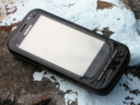 Nokia C6 測試：就「平民 N97 mini」這樣簡單？