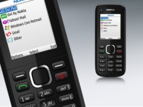 Nokia C1-02 多功能國民機　$1,960 超值上市