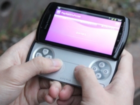 SE PS 手機 XPERIA Play 搶先試：外型與設計
