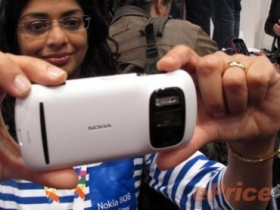 【MWC12】4100 萬畫素 Nokia 808 PureView