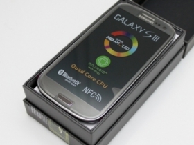 秋季人氣新色：Galaxy S3「鈦灰銀」開箱！