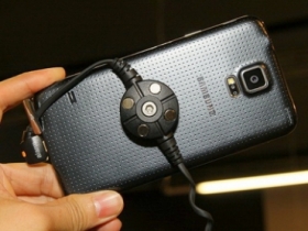 對尬 Sony Z1：三星 Galaxy S5 相機深入測試