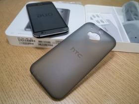 HTC One M8 上市開箱！盒內直送原廠保護套喔