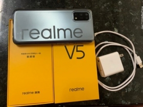 Realme V5 5G真我簡單開箱（外加30W快充10000行動電源）