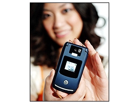 薄型 3G 手機 MOTO V3x　時尚科技新代表