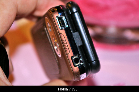 搶看 Nokia 時尚新機　L'Amour 粉色風情