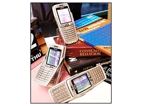 二代鱷魚機　Nokia E70 橫、直兩用高規出擊