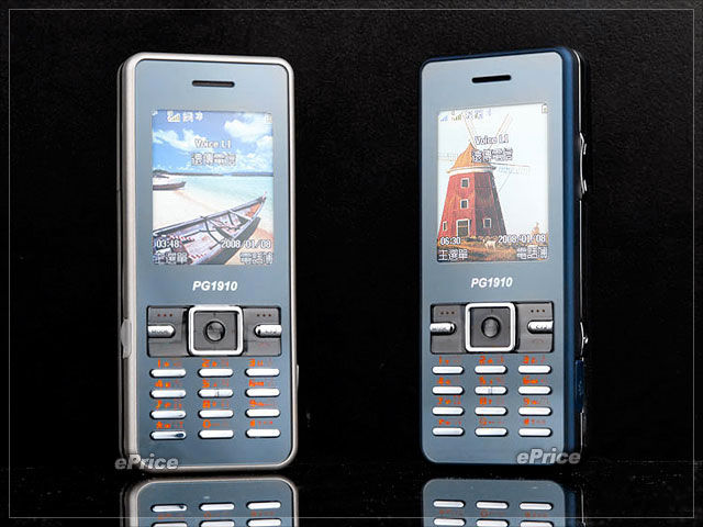 PHS 最美的雙門號手機　PG1910 內外升級大躍進