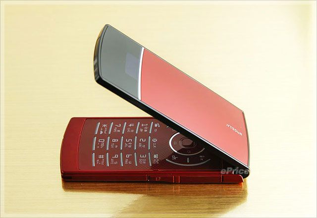 12.9 薄型攜帶電話　NEC N905iμ 超華麗公演