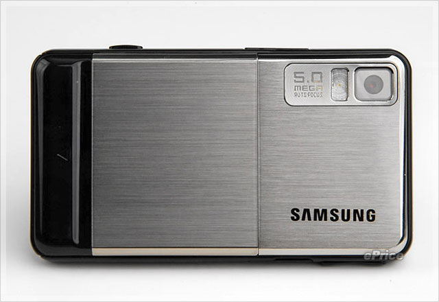 Samsung F488 影音全解析　驚喜隨「觸」有！