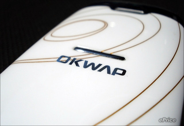 可愛鵝蛋機　OKWAP A300 優雅通話、低價取勝