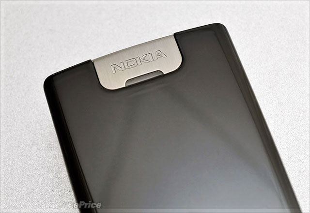 鏡面黑珍珠　Nokia 6600 fold 散發低調魅力