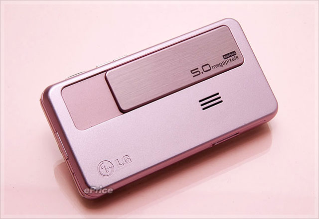 LG KC550 粉紅甜心款　美眉愛用小 DC