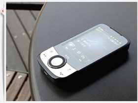 快意導航　HTC Touch Cruise 景點自己創造！