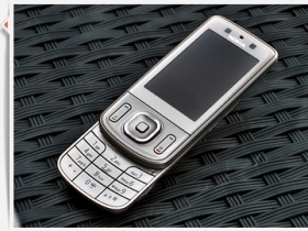 S40 大進化！ Nokia 6260 slide 全能手機上陣