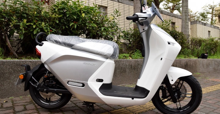 【開箱】電動機車 YAMAHA EC-05