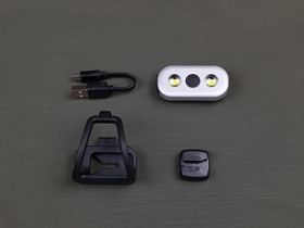 「敗家之路」安全上路的迪卡儂 USB 充電式自行車燈 (900CL)