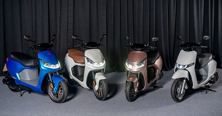 光陽 KYMCO Ionex 3.0 四款白牌電動機車登場：最速電能動力、充/換電版同價上市