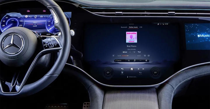 Apple Music 的空間音訊內容，隨著全新 EQS SUV 電動車款正式進駐車輛平台