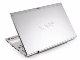 不到三萬五的 Full HD 大筆電　VAIO SE16 實機寫真