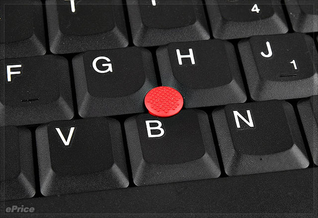 ThinkPad 也搞時尚　Lenovo SL400 鏡面小黑實測
