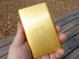 「金色限量版」SONY HD-E1/N USB3.0 外接硬碟 