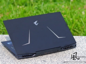 AORUS 15質感與用料兼具之窄邊框電競筆電完整解析