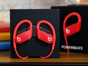 不怕得罪 Apple？Powerbeats 4 全新無線耳機美國零售商搶先開賣