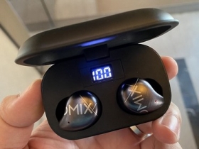 OMIX Y9真無線半入耳式觸控藍牙耳機 絡達藍牙5.0晶片搭配絕佳金屬質感外型