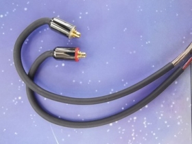 ikko CTU-01 Arc『弧』耳機升級線（3.5mm+MMCX接頭）：單晶銅+單晶銅鍍銀緄編，聲音更通透、凝聚