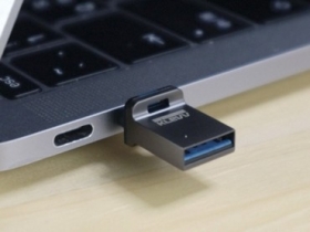 推薦 MacBook 隨身在外 USB-C、USB-A 雙頭隨身碟