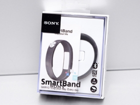 優質透明盒裝，Sony SmartBand 簡單開箱