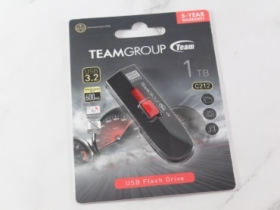 十銓TEAMGROUP C212 1TB極速碟-體積小更擁有高速傳輸與大容量1TB