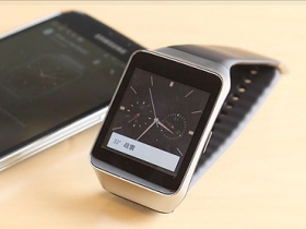 韓系 Android Wear，三星 Gear Live 試玩