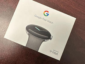 Google Pixel Watch 完整盒裝國外網友搶先開箱