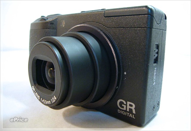 進化時代來臨　Ricoh GRD II 決戰異「視」界