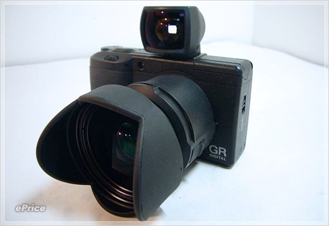 進化時代來臨　Ricoh GRD II 決戰異「視」界