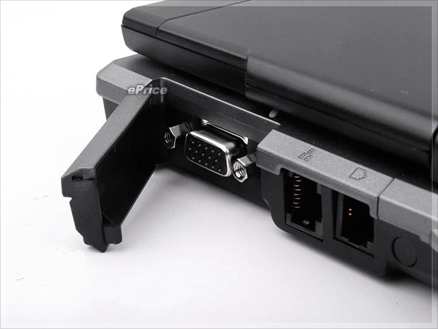 8.9  吋的隨身筆記本　Fujitsu P1620 平板電腦實測
