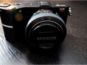 Samsung NX200 與大光圈餅乾鏡，遇見聖誕繽紛～